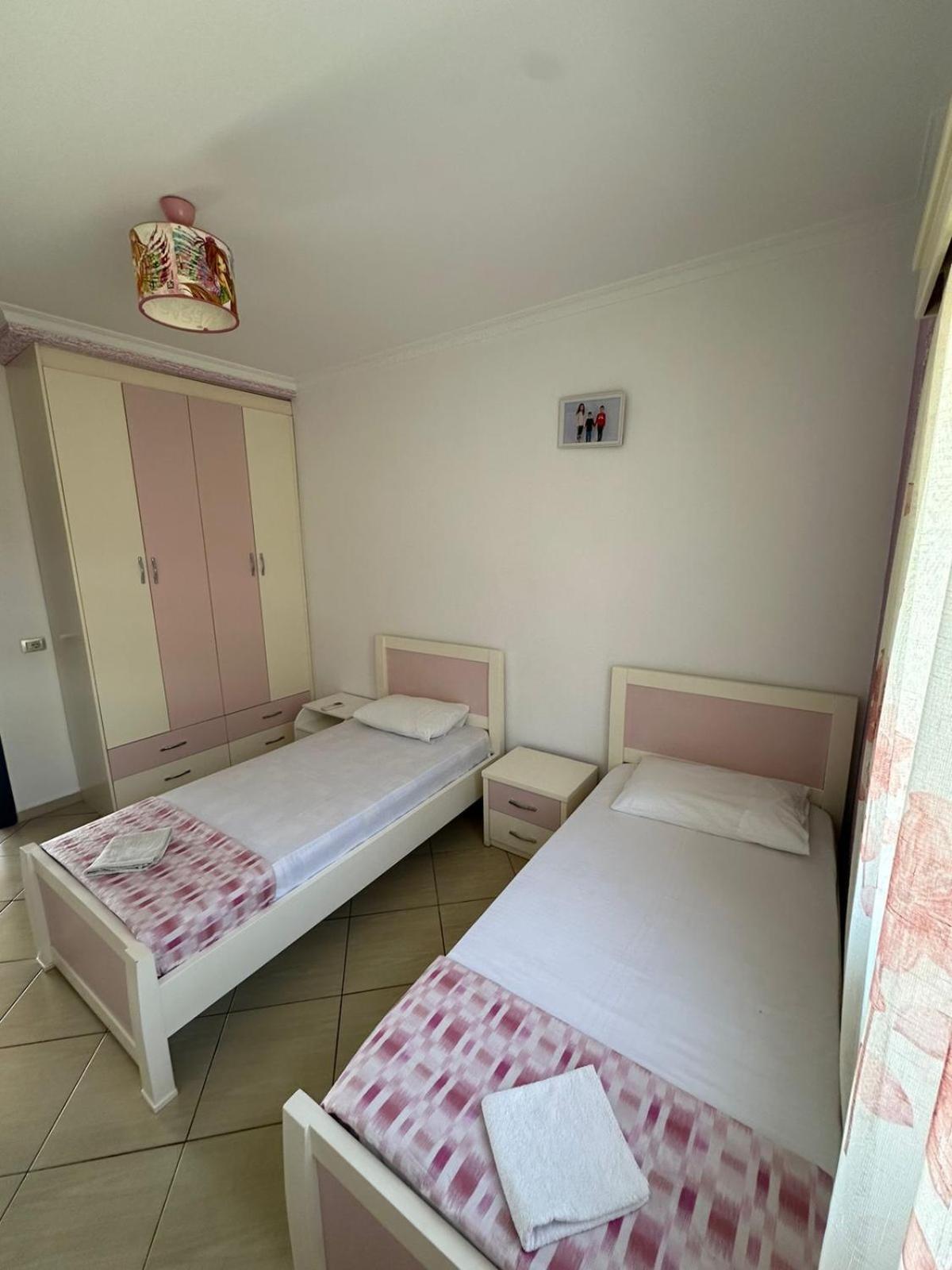Apartments Berti Saranda Kültér fotó