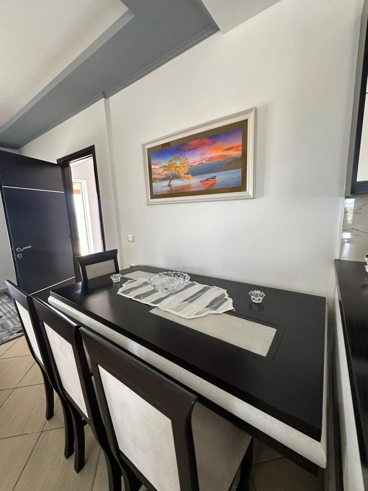 Apartments Berti Saranda Kültér fotó